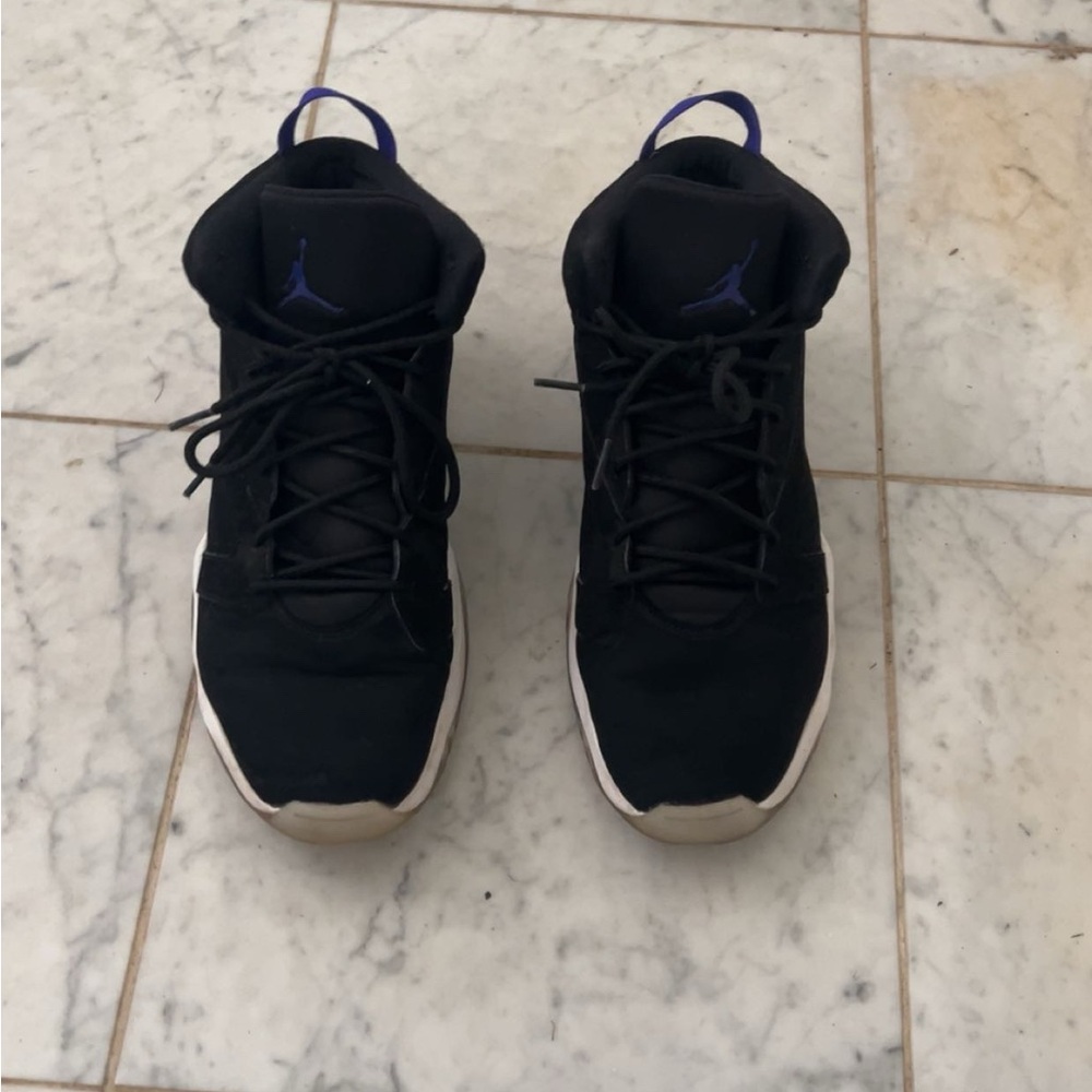 Men's Black Sneakers